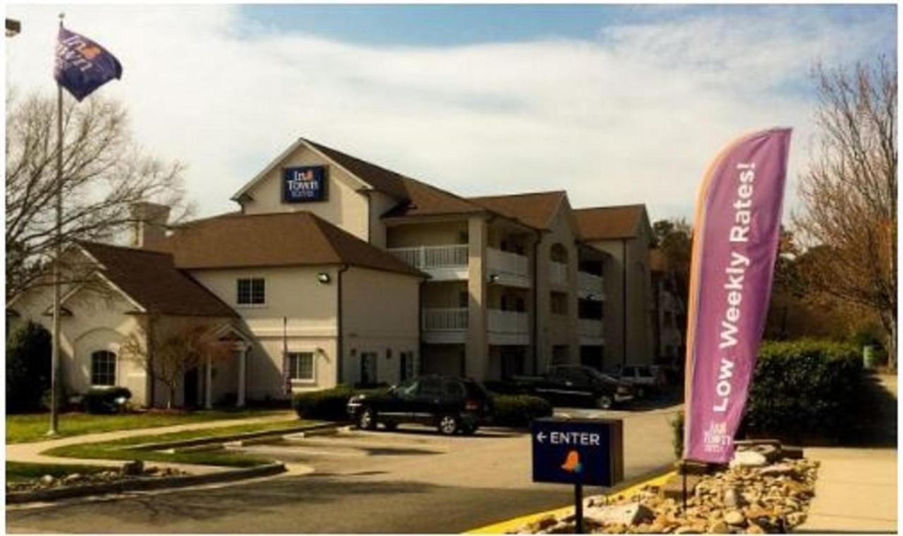 Intown Suites Extended Stay Raleigh Nc- Capital Blvd المظهر الخارجي الصورة
