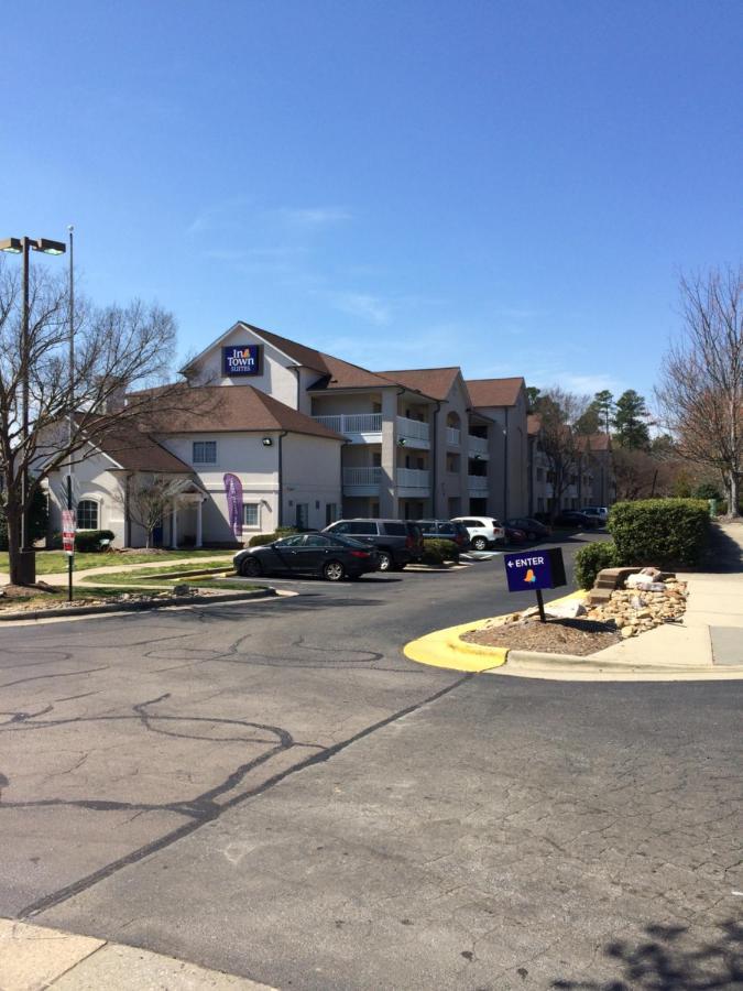 Intown Suites Extended Stay Raleigh Nc- Capital Blvd المظهر الخارجي الصورة